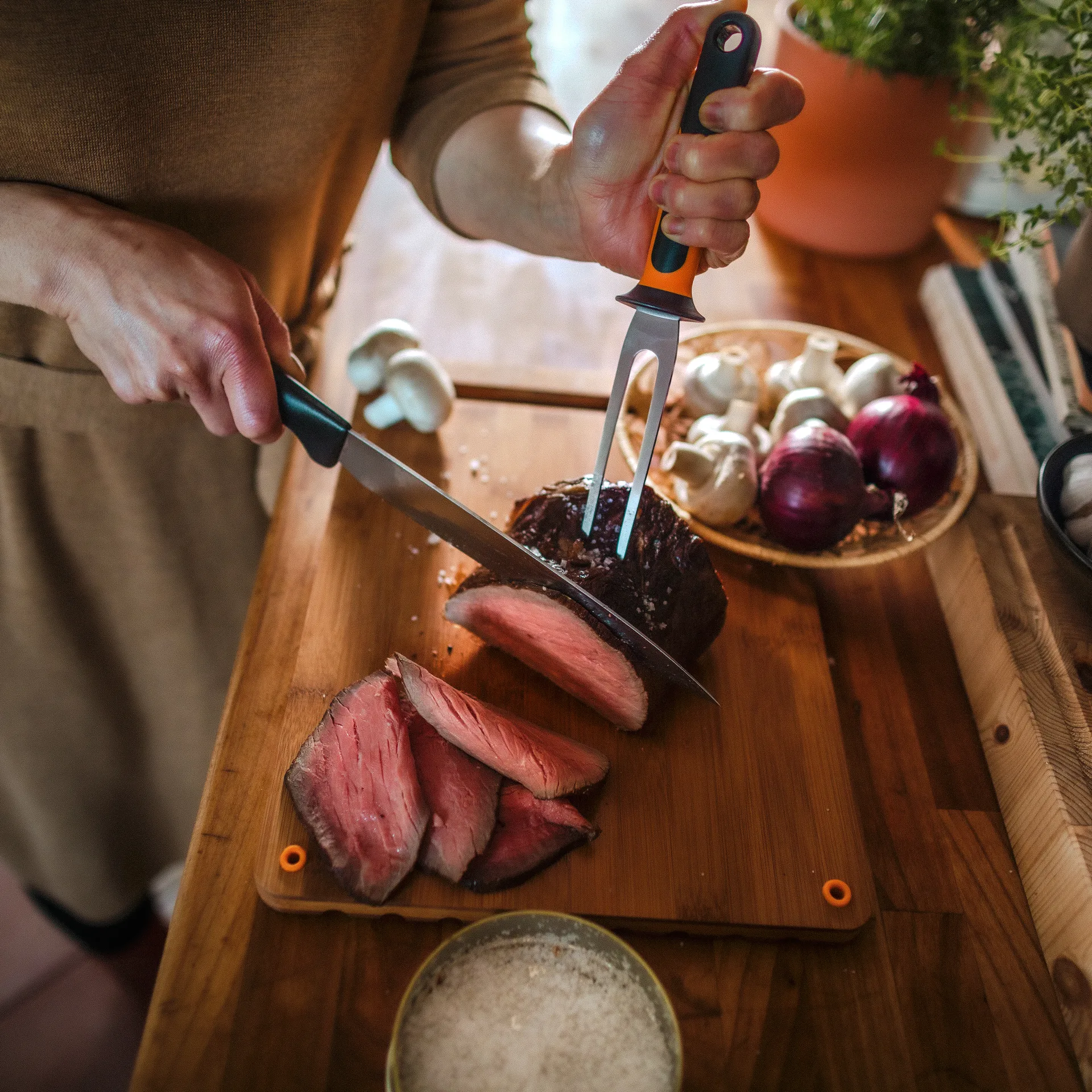 Garfo para carne Functional Form , 28 cm Fiskars