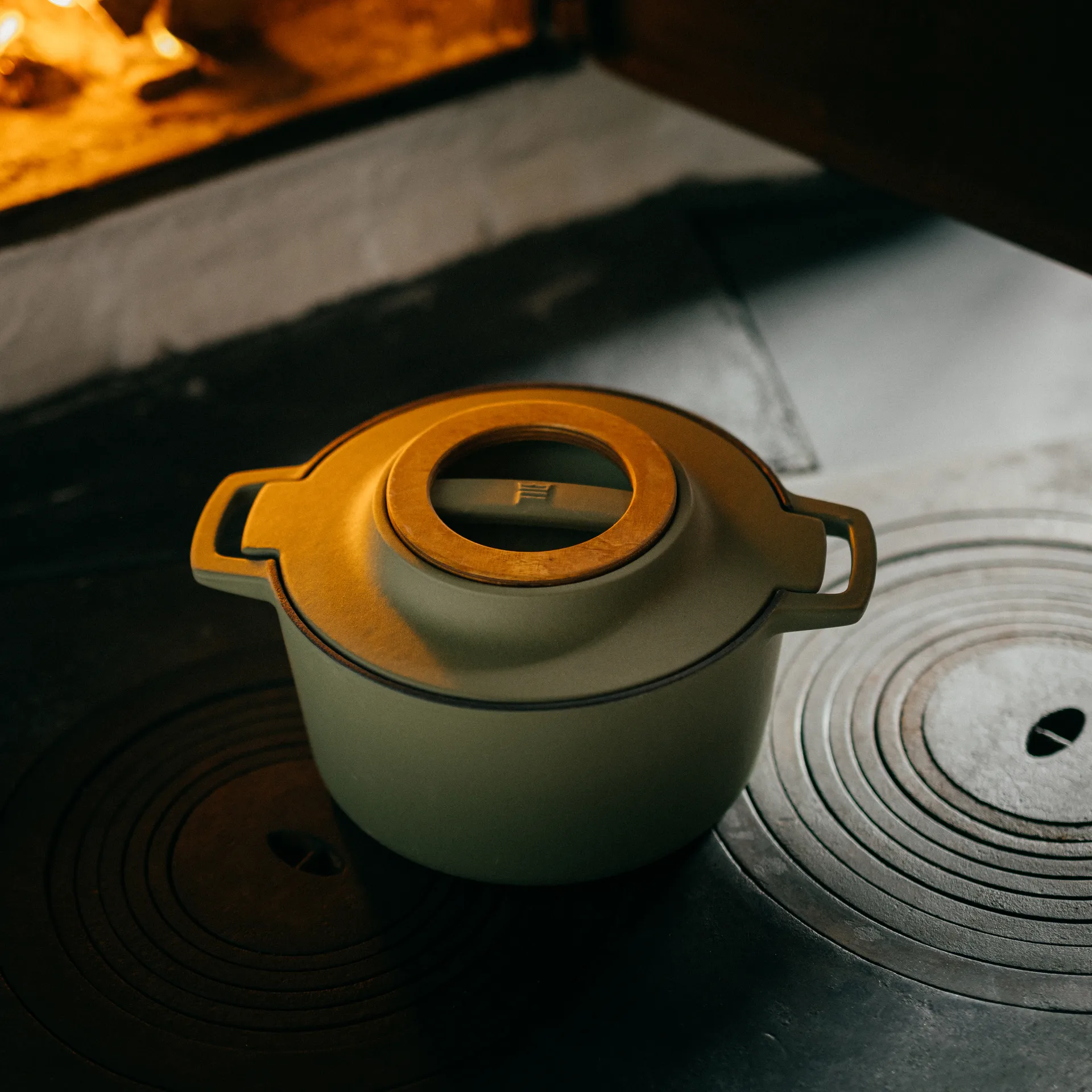 Panela de ferro fundido Norden, urtiga, 4 L Fiskars