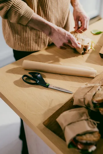 Tesoura universal Functional Form 21 cm - Preto - Fiskars