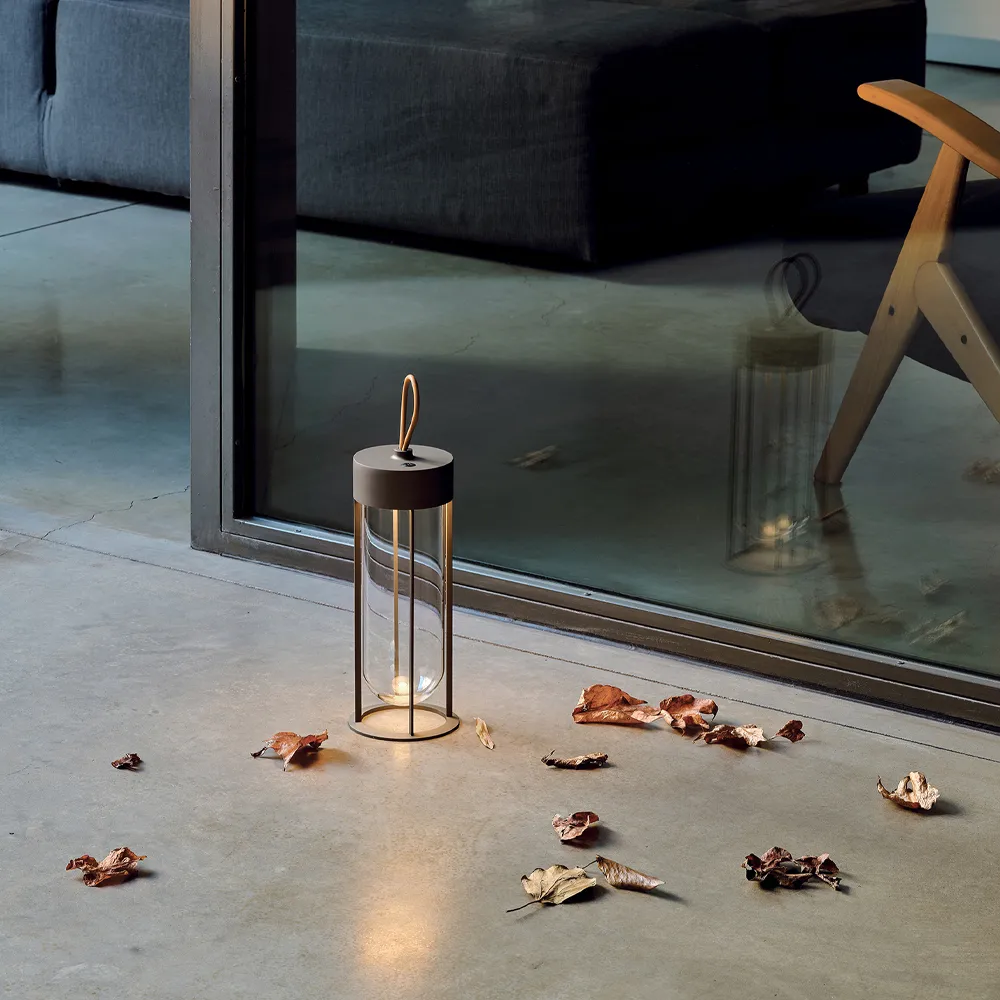 Candeeiro de mesa In Vitro, Black, 2700 kelvin Flos