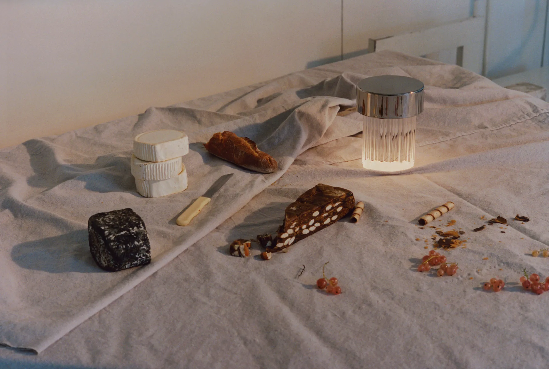 Candeeiro de mesa Last Order Fluted IP55, Aço inoxidável Flos