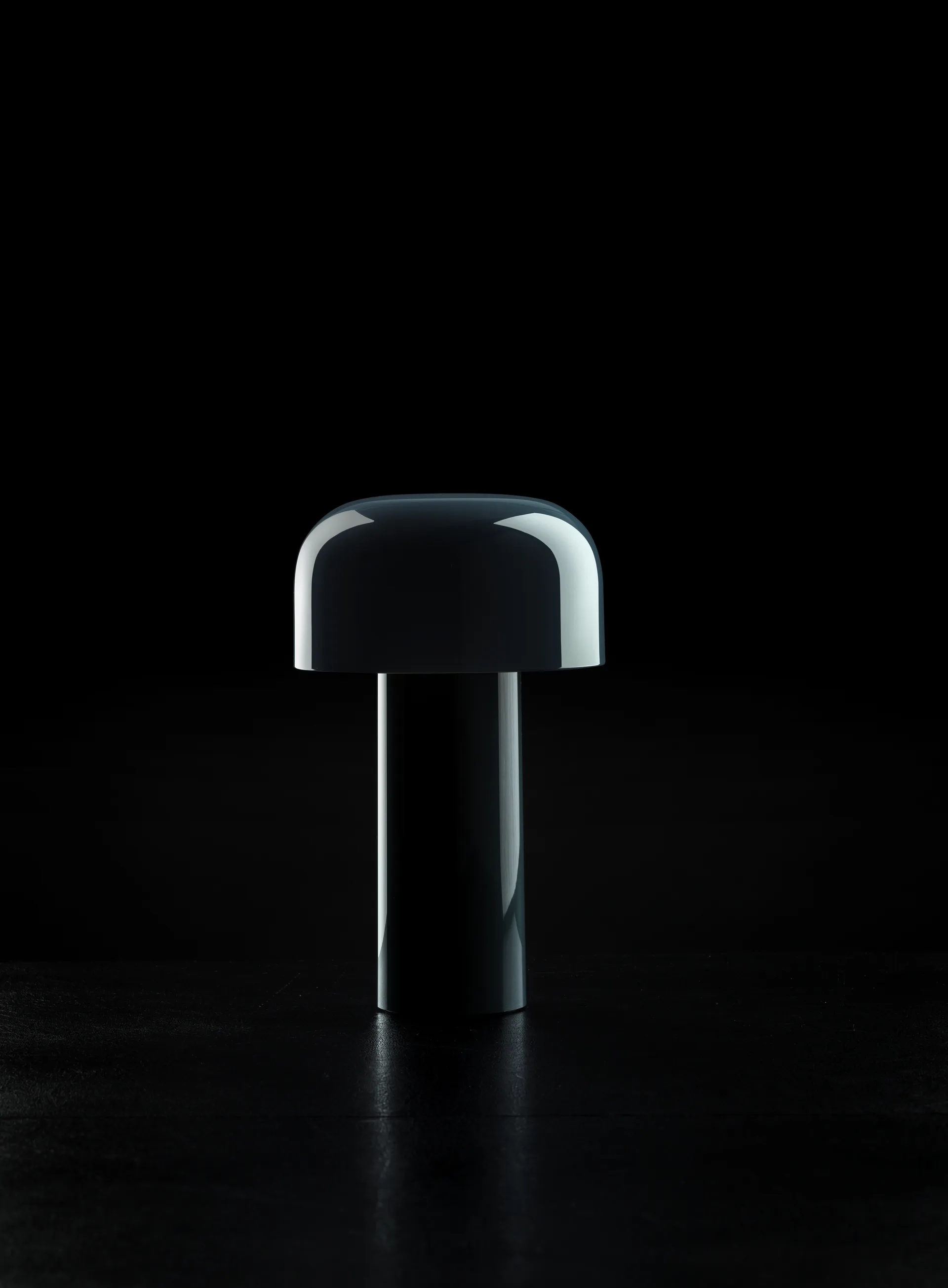 Candeeiro de mesa portátil Bellhop, Blue grey, IP54 (interior/exterior) Flos