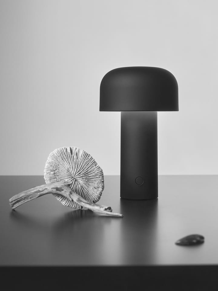 Candeeiro de mesa portátil Bellhop, Matte black Flos
