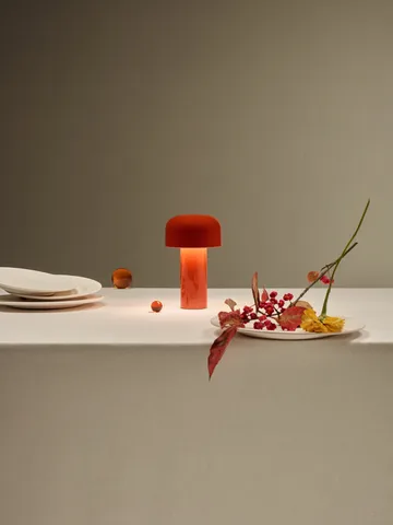 Candeeiro de mesa portátil Bellhop - Vermelho tijolo, IP54 (interior/exterior) - Flos