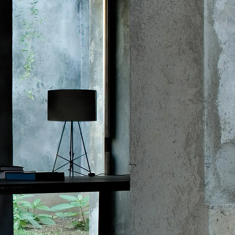 Candeeiro de mesa Ray T, Preto-cromado Flos