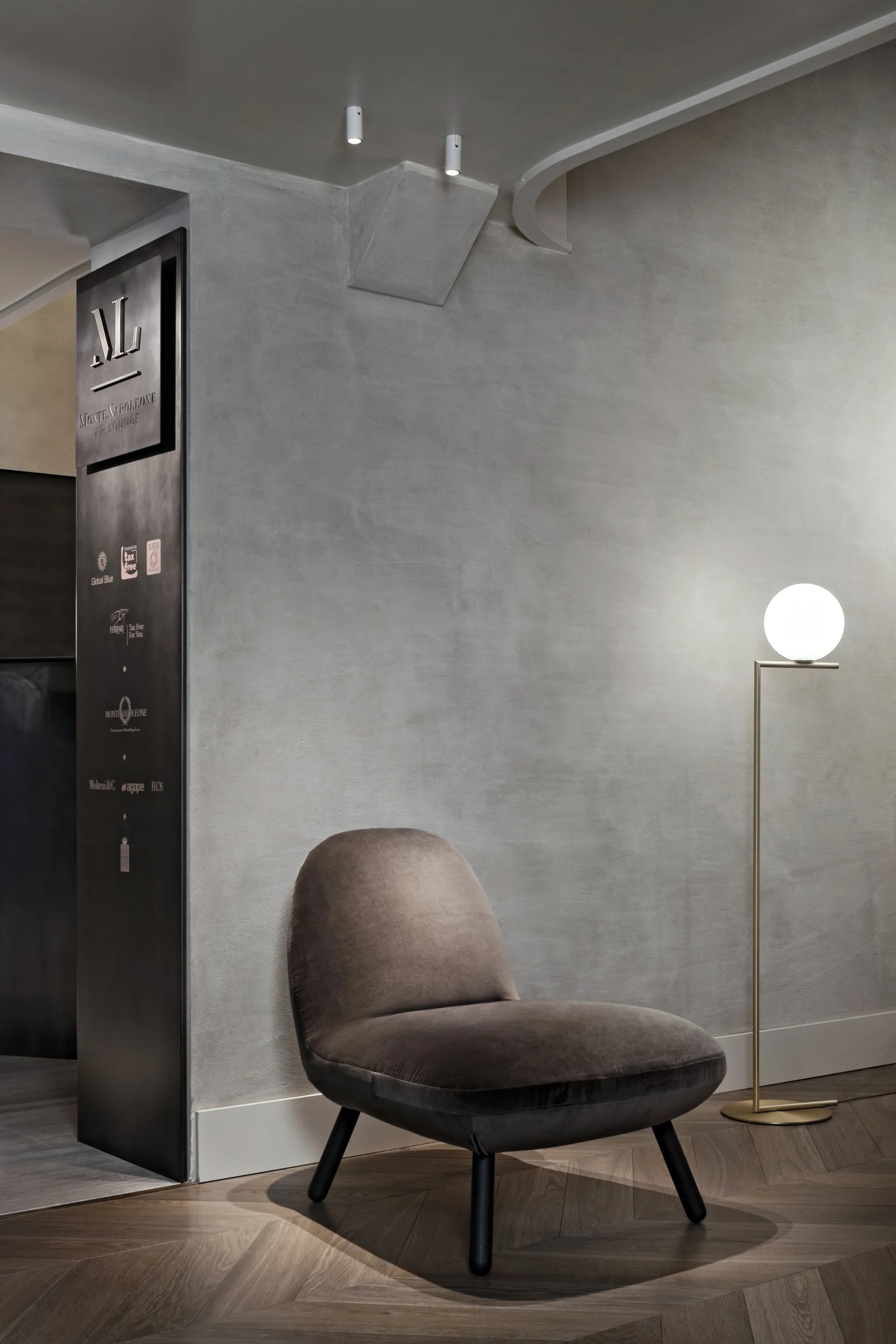 Candeeiro de pé IC F1 135 cm, Gold Flos