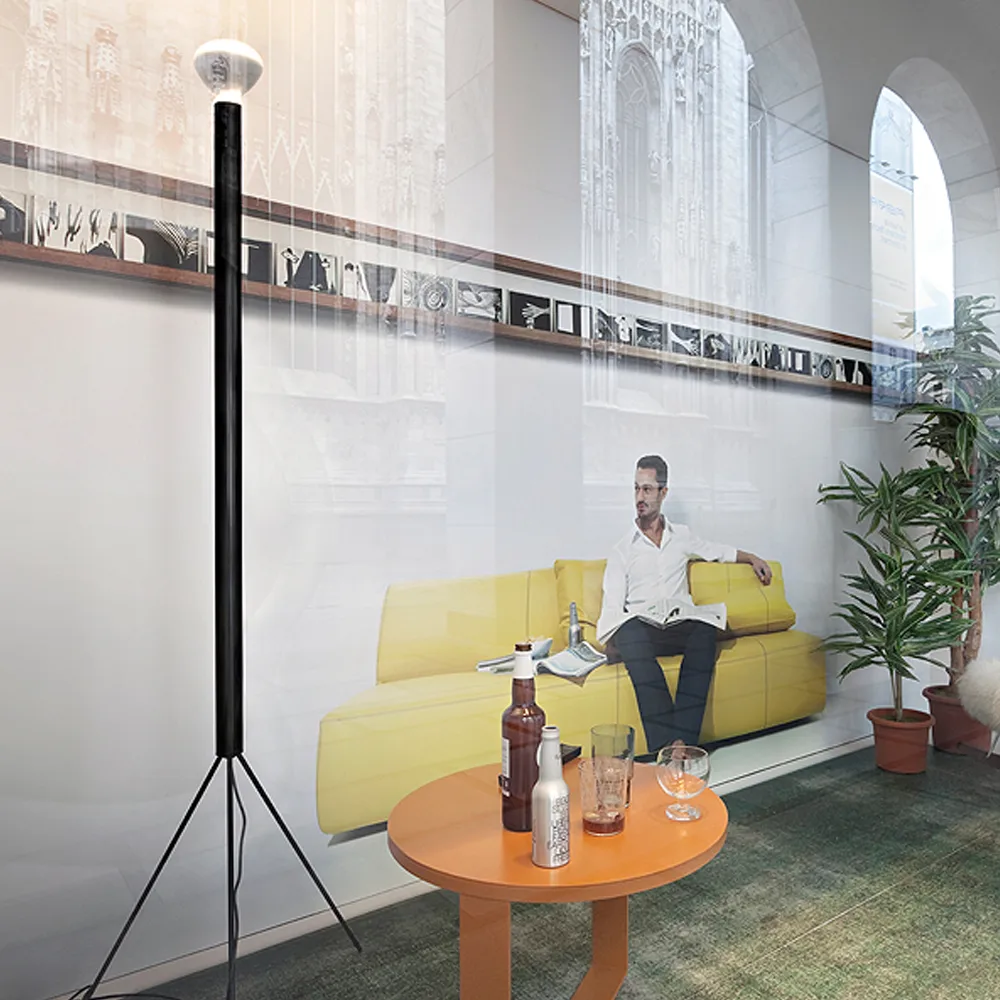 Candeeiro de pé Luminator, Antracite Flos