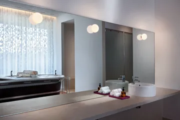 Mini Glo-Ball CW lâmpada de parede e teto montagem em espelho - Branco  - Flos