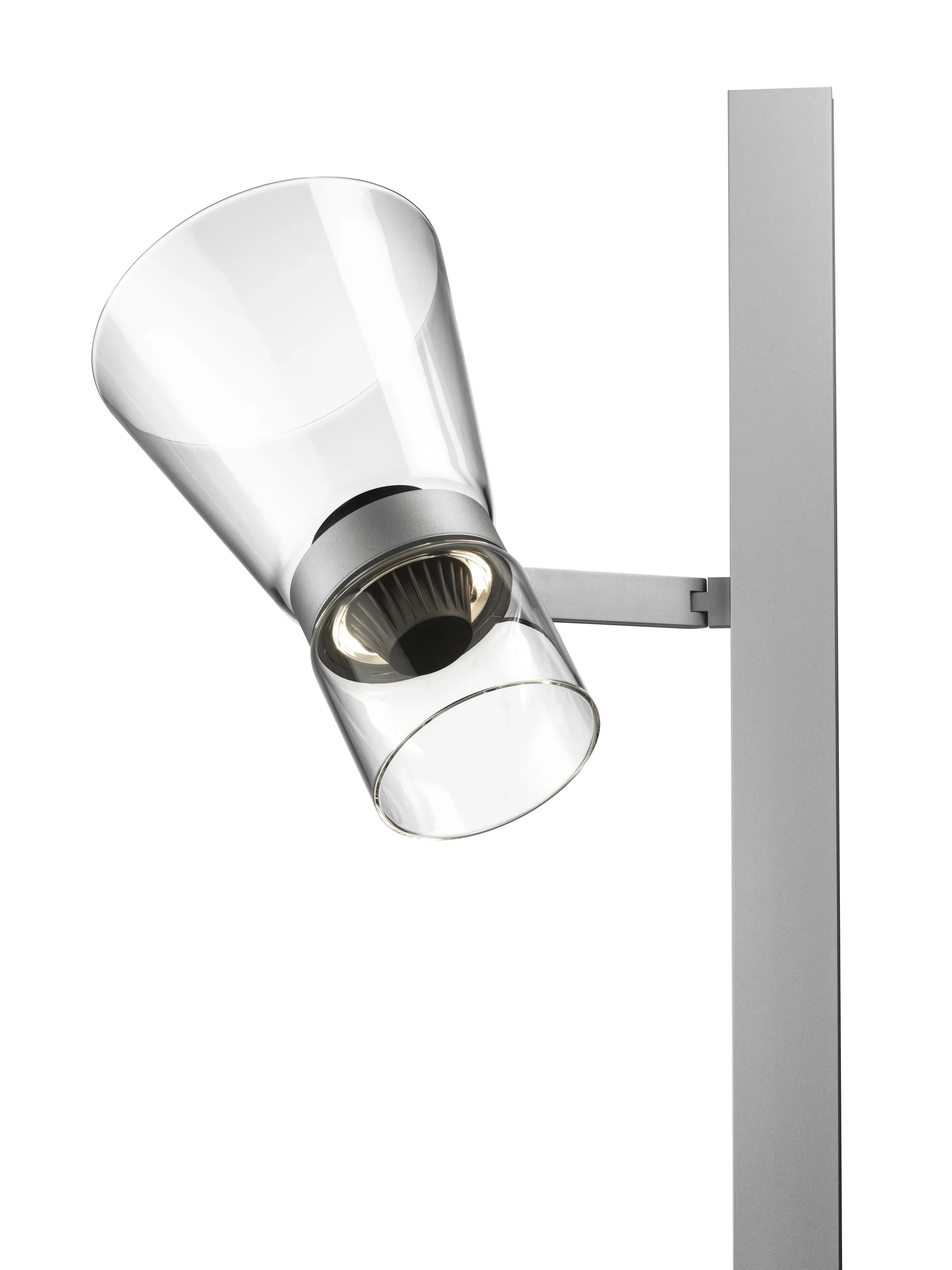 Nocturne FI cone candeeiro de pé - Silver,  Flos