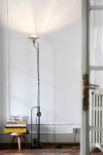 Toio Led candeeiro de pé - preto (EU) - Flos