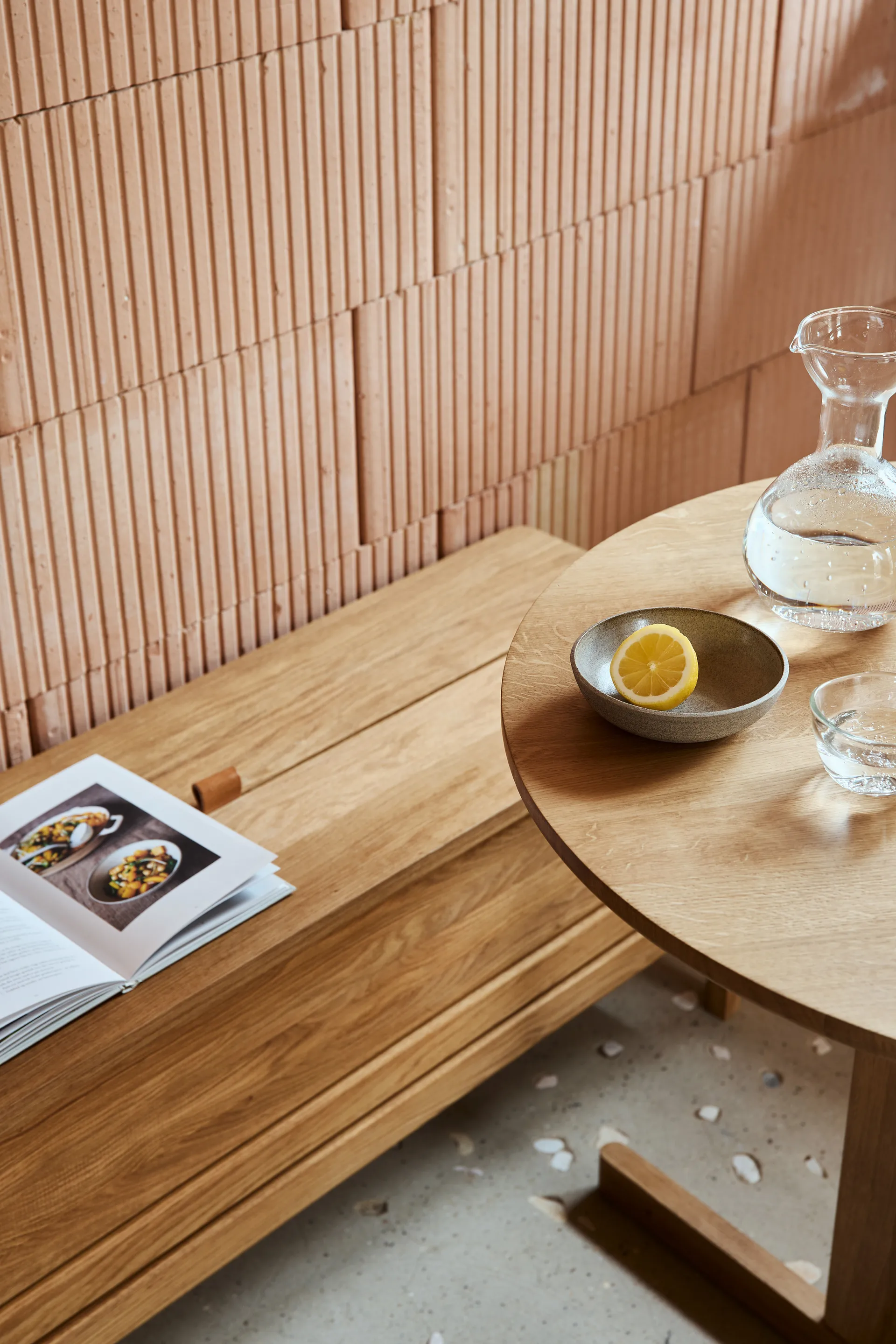 A Line banco de arrumação 111 cm, Carvalho Form & Refine