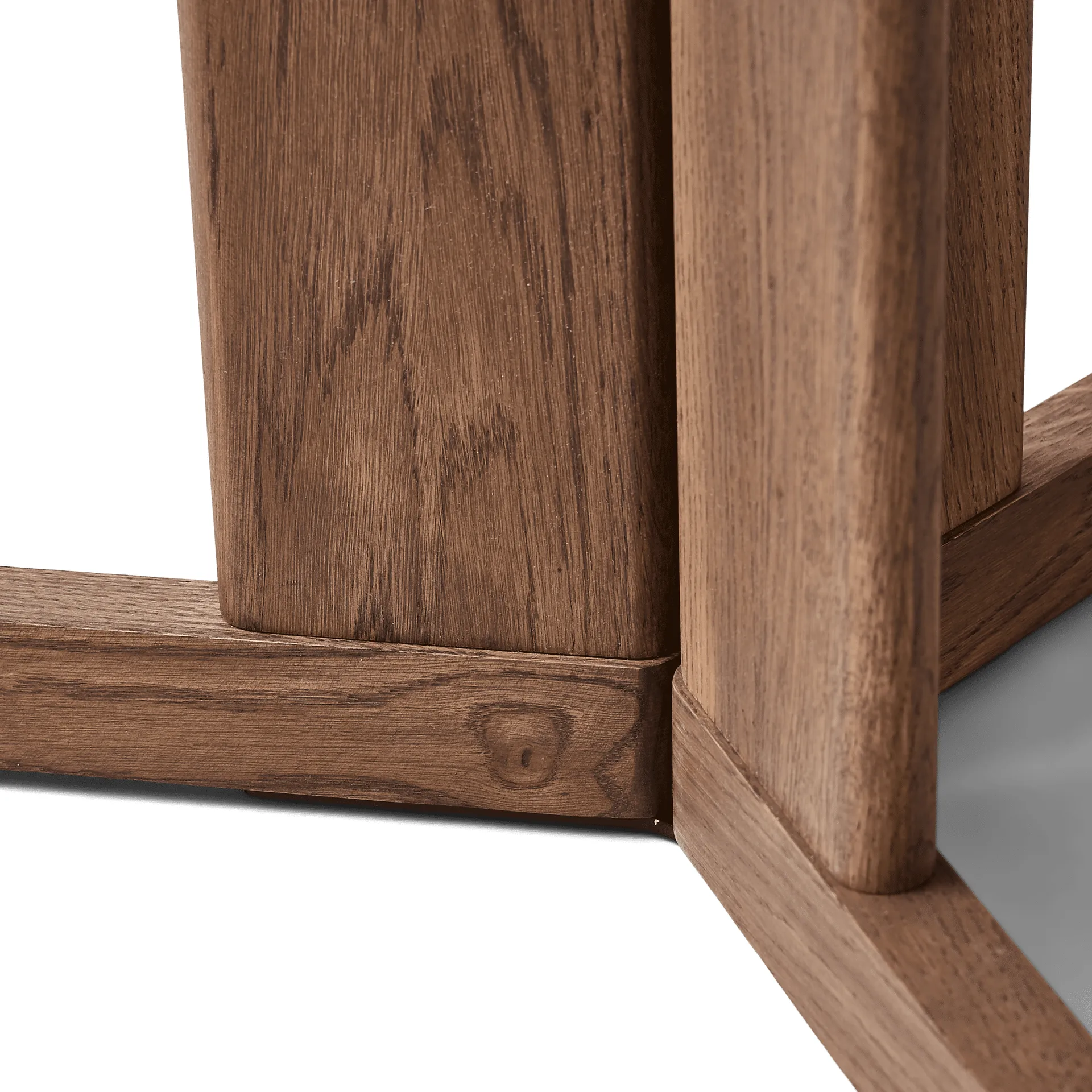 Trefoil mesa de jantar Ø75 cm, Carvalho fumado Form & Refine