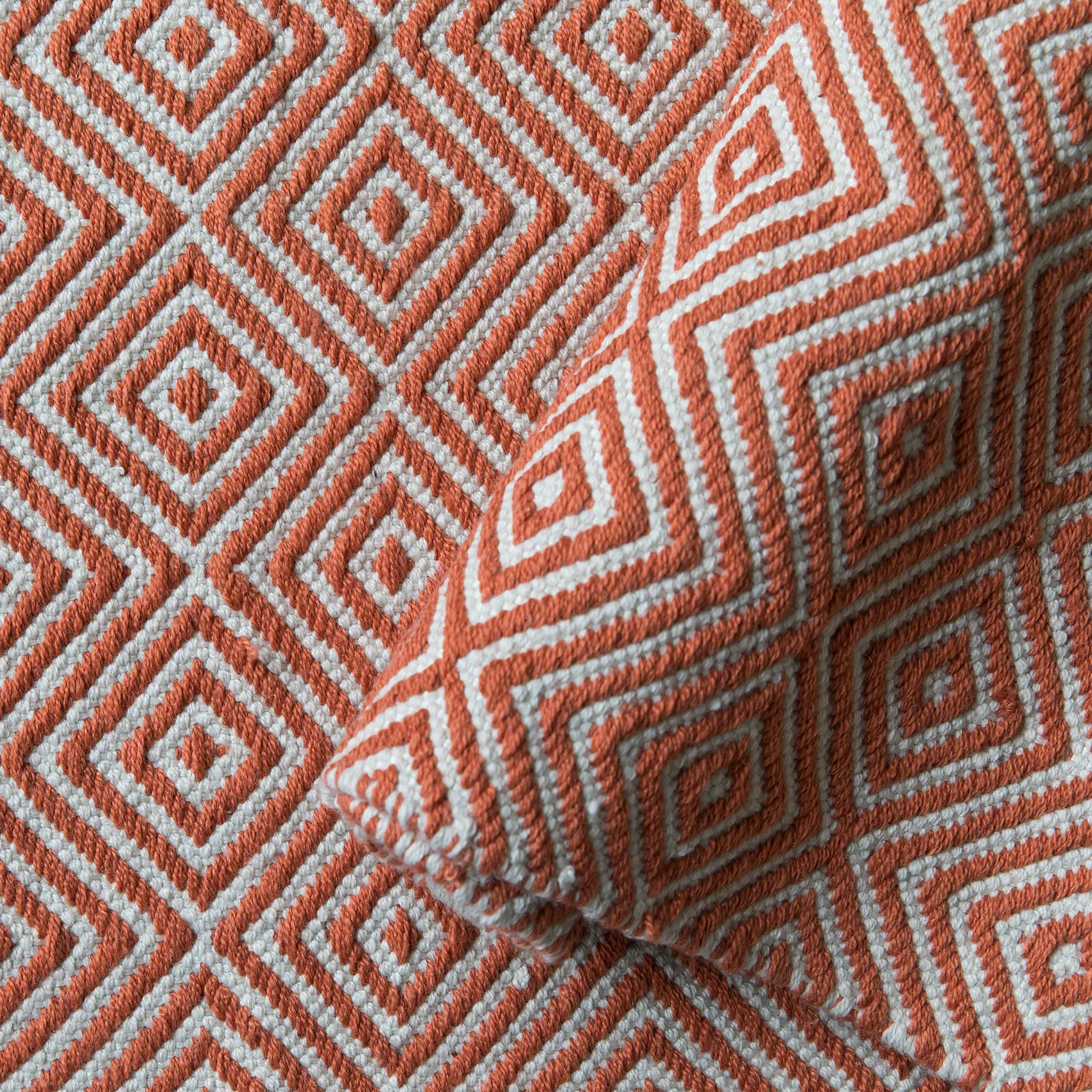 Tapete Diamond 200x300 cm, Burnt orange Formgatan