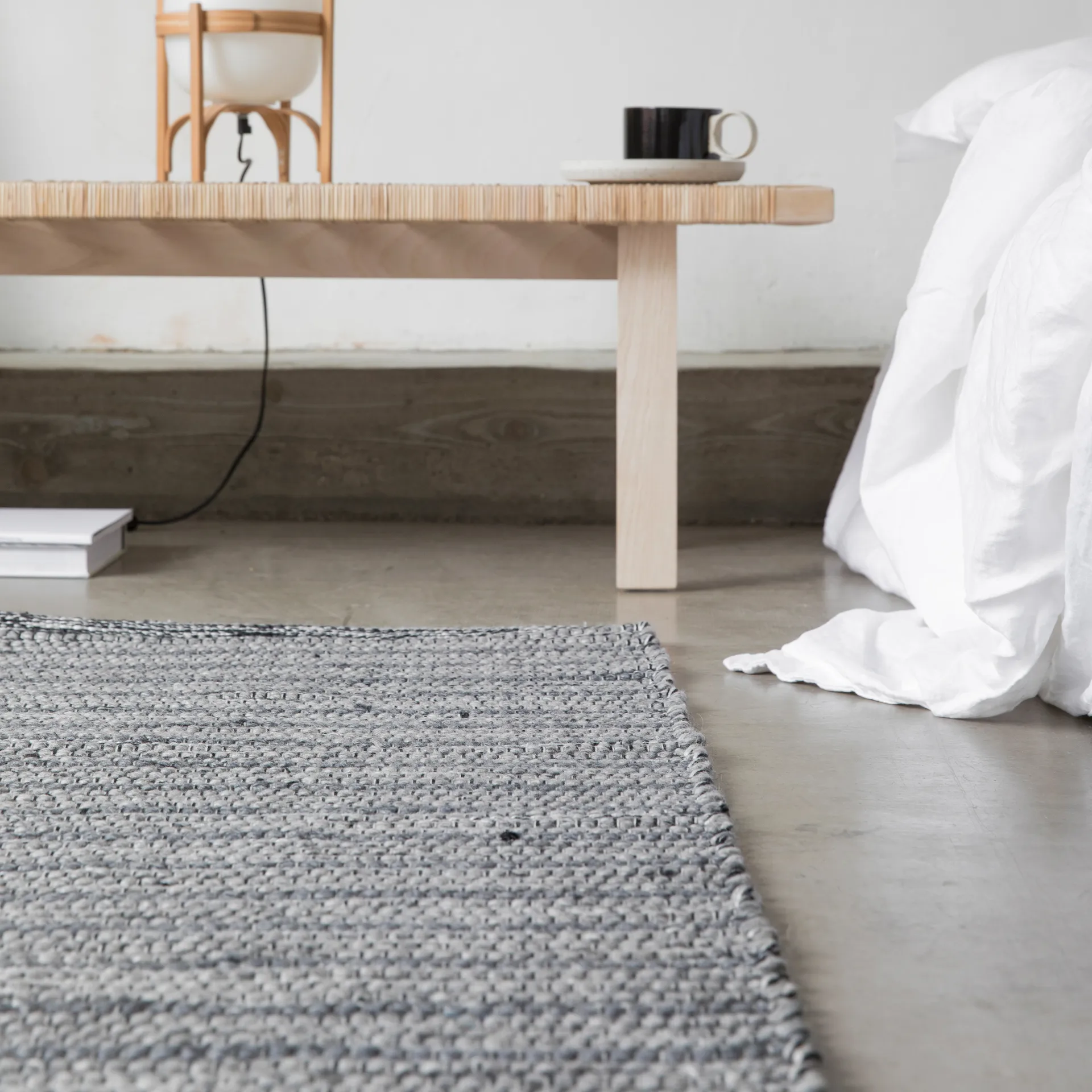 Tapete Stripe 140x200 cm, Cinza Formgatan