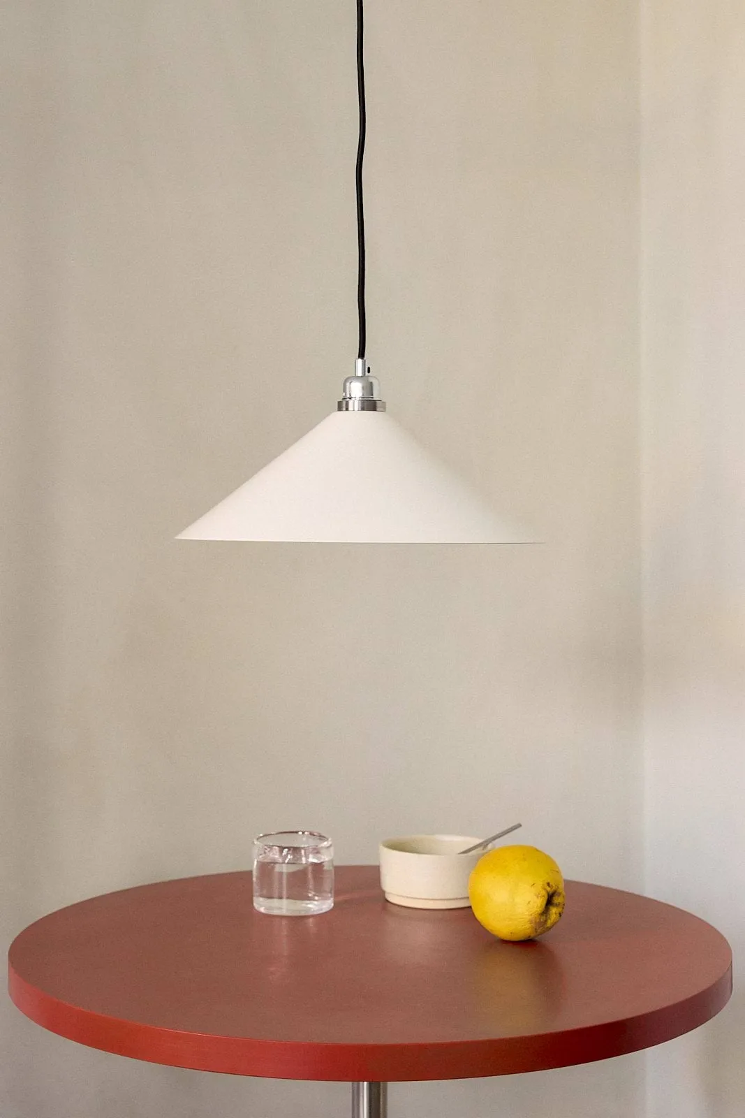 Cone Shade candeeiro de suspensão, White, small, Ø25 cm FRAMA