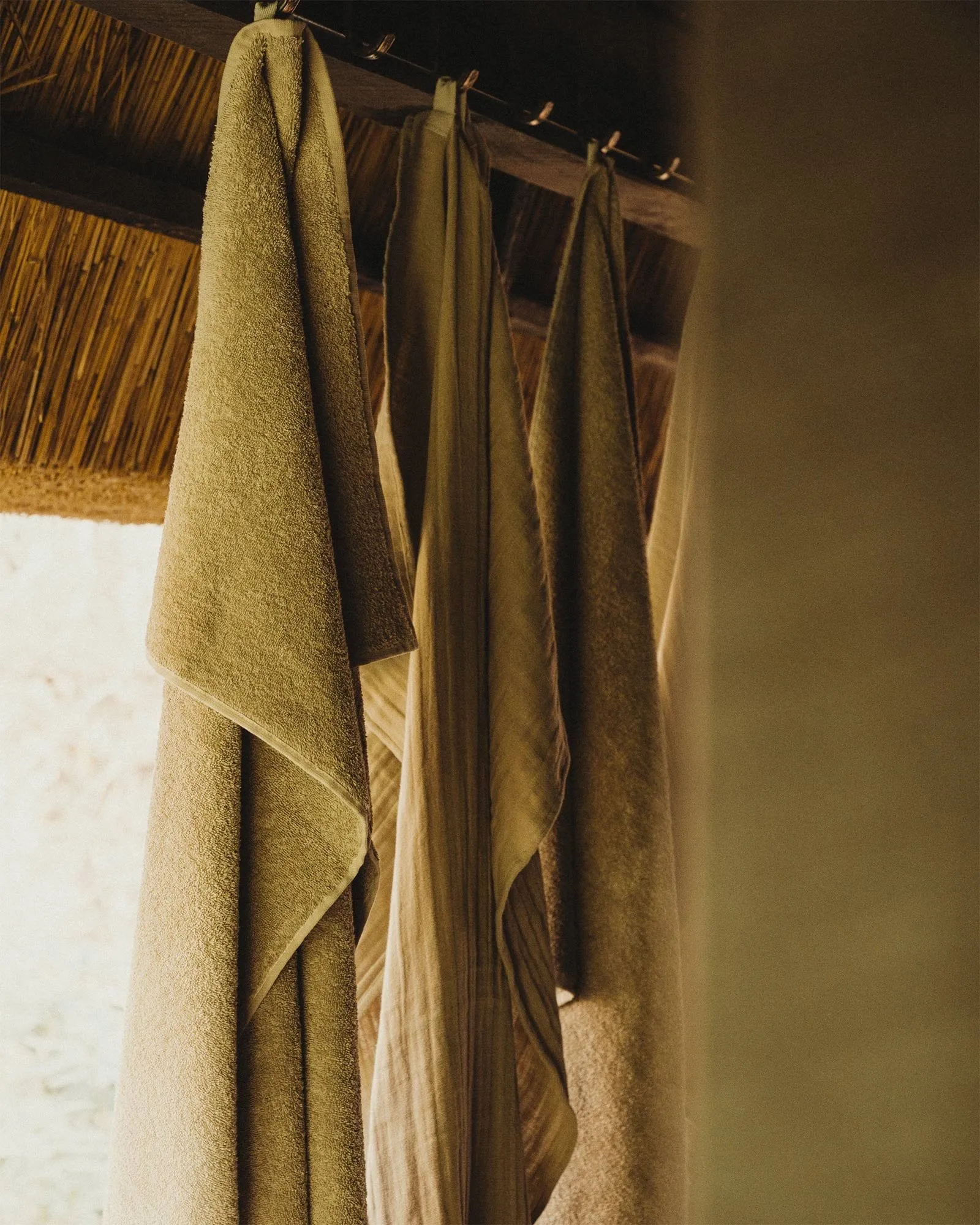 Heavy Towel toalha de banho 150x100 cm, Sage green (verde) FRAMA