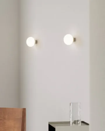 Ovoid Sconce candeeiro de teto - Aço inoxidável, vidro opalino - FRAMA
