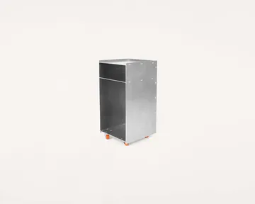 Rivet Cart mesa de apoio com rodas - Alumínio, 32,8x33,8x65 cm - FRAMA