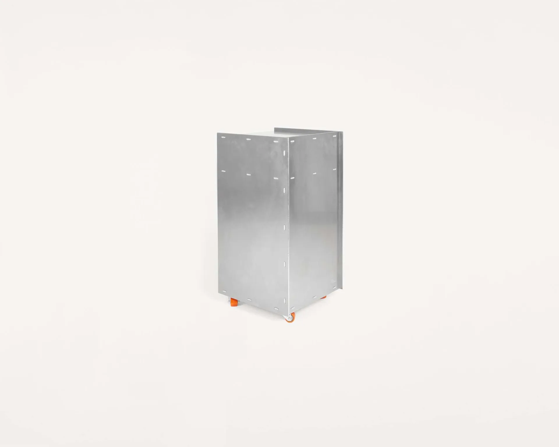 Rivet Cart mesa de apoio com rodas, Alumínio, 32,8x33,8x65 cm FRAMA