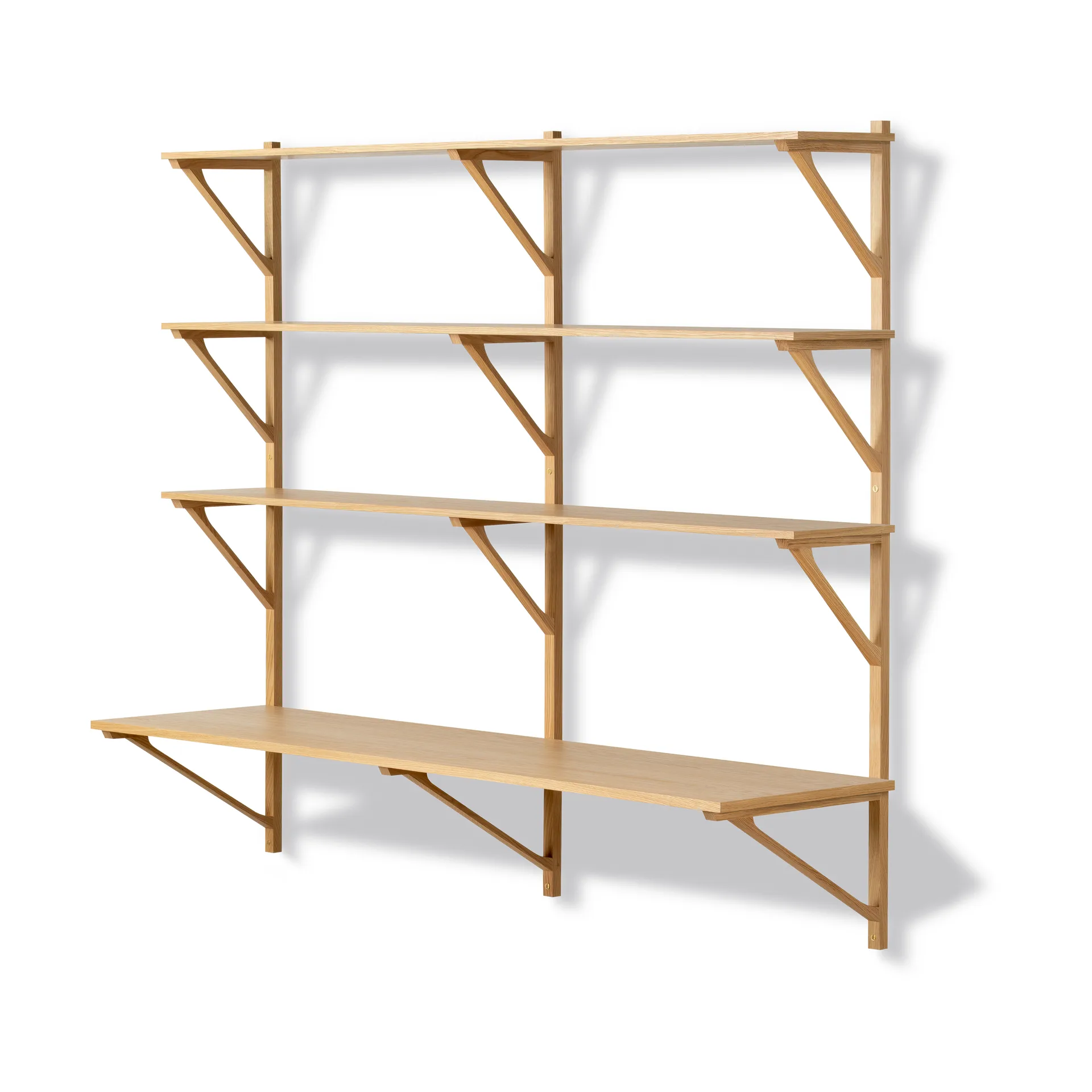 BM29 estante com secretária 149x134 cm, carvalho lacado Fredericia Furniture