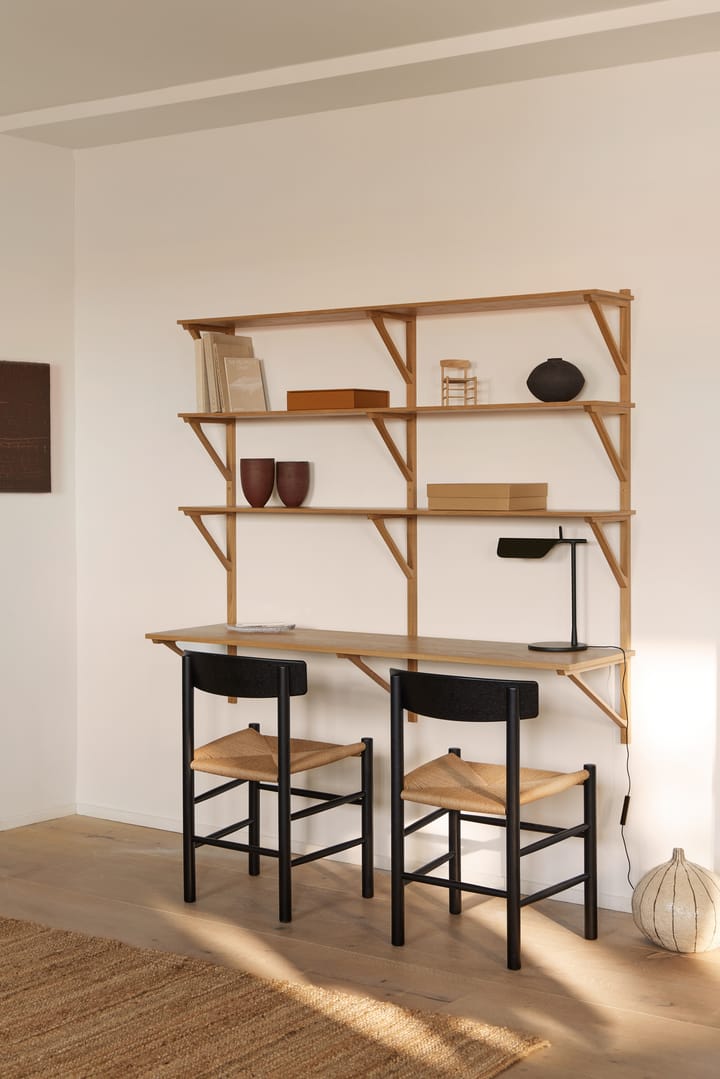 BM29 estante com secretária 149x134 cm, carvalho lacado Fredericia Furniture