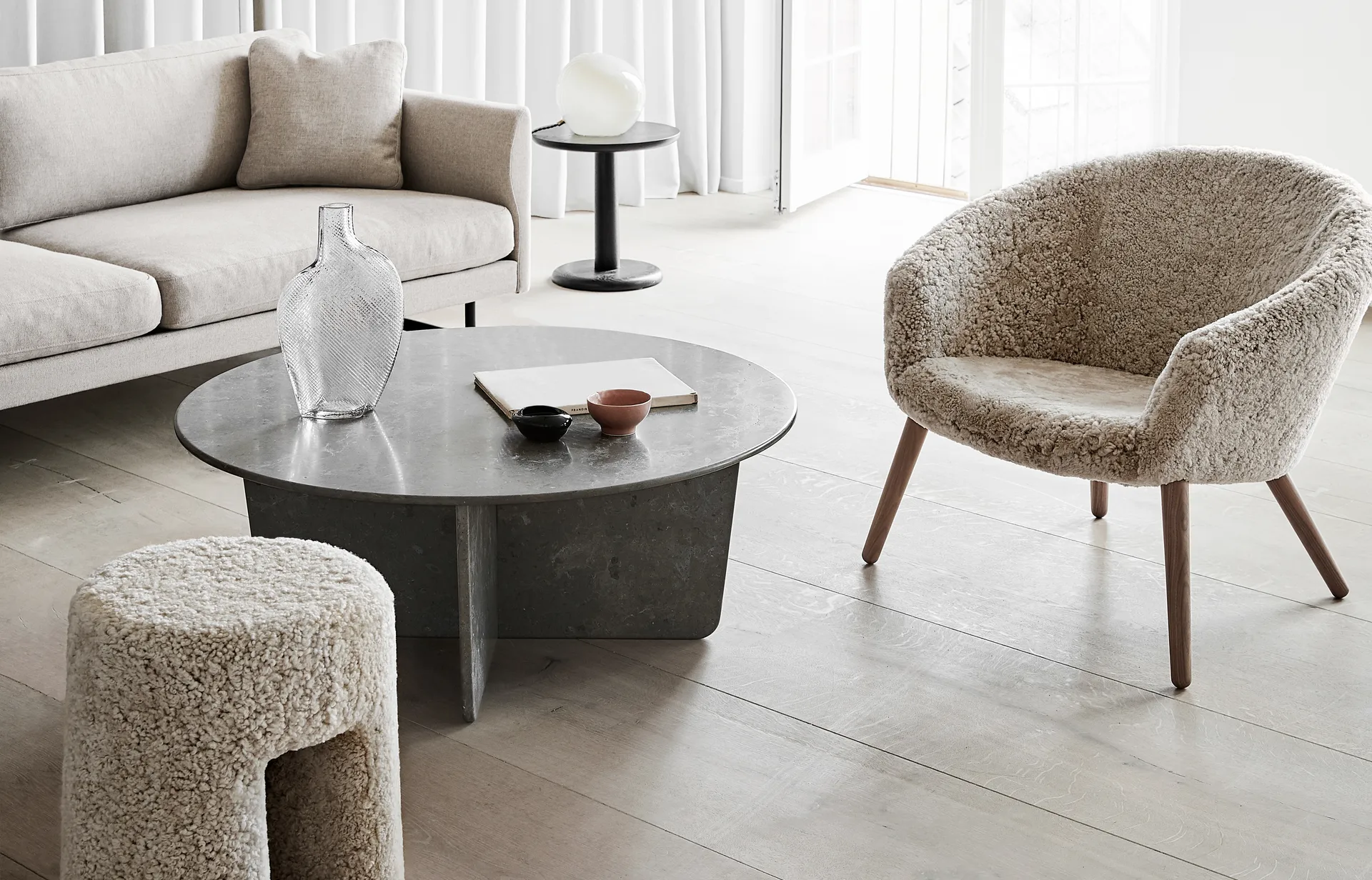 Ditzel poltrona lounge em pele de ovelha, Moonlight-noz-moscada Fredericia Furniture