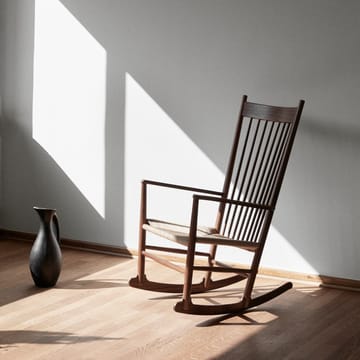 J16 cadeira de baloiço - Natural-vezinho pintado de preto - Fredericia Furniture