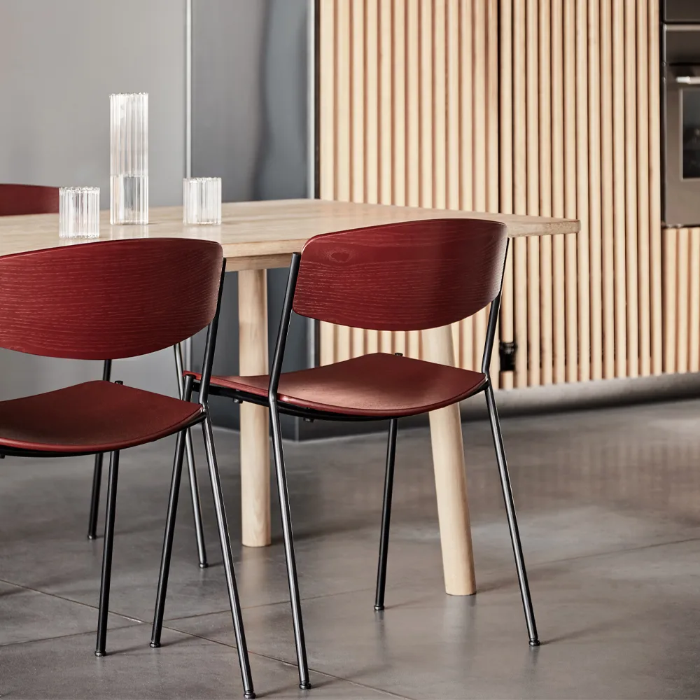 Lynderup 3080 cadeira, Cajueiro vermelho-estrutura em aço preto Fredericia Furniture