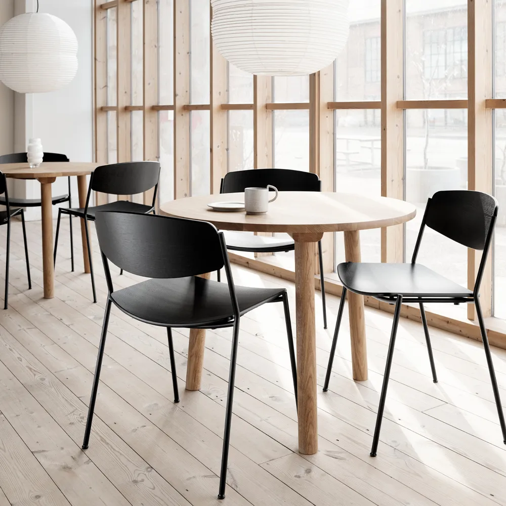 Lynderup 3080 cadeira, Faia preta-suporte em aço preto Fredericia Furniture