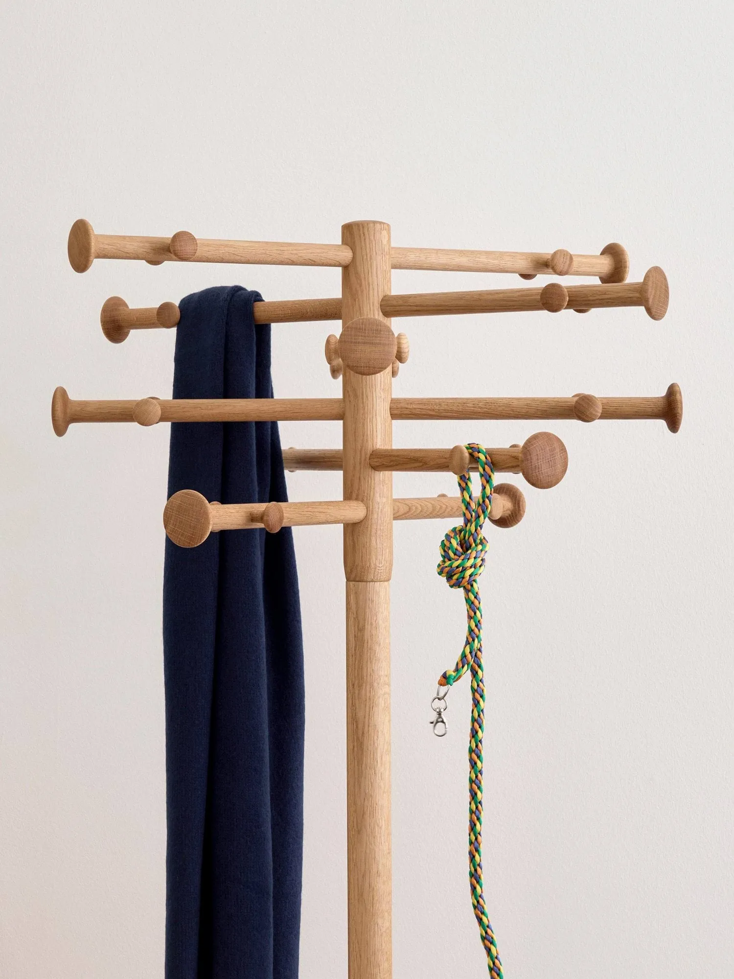 ND09 cabideiro, Carvalho oleado, 170 cm Fredericia Furniture