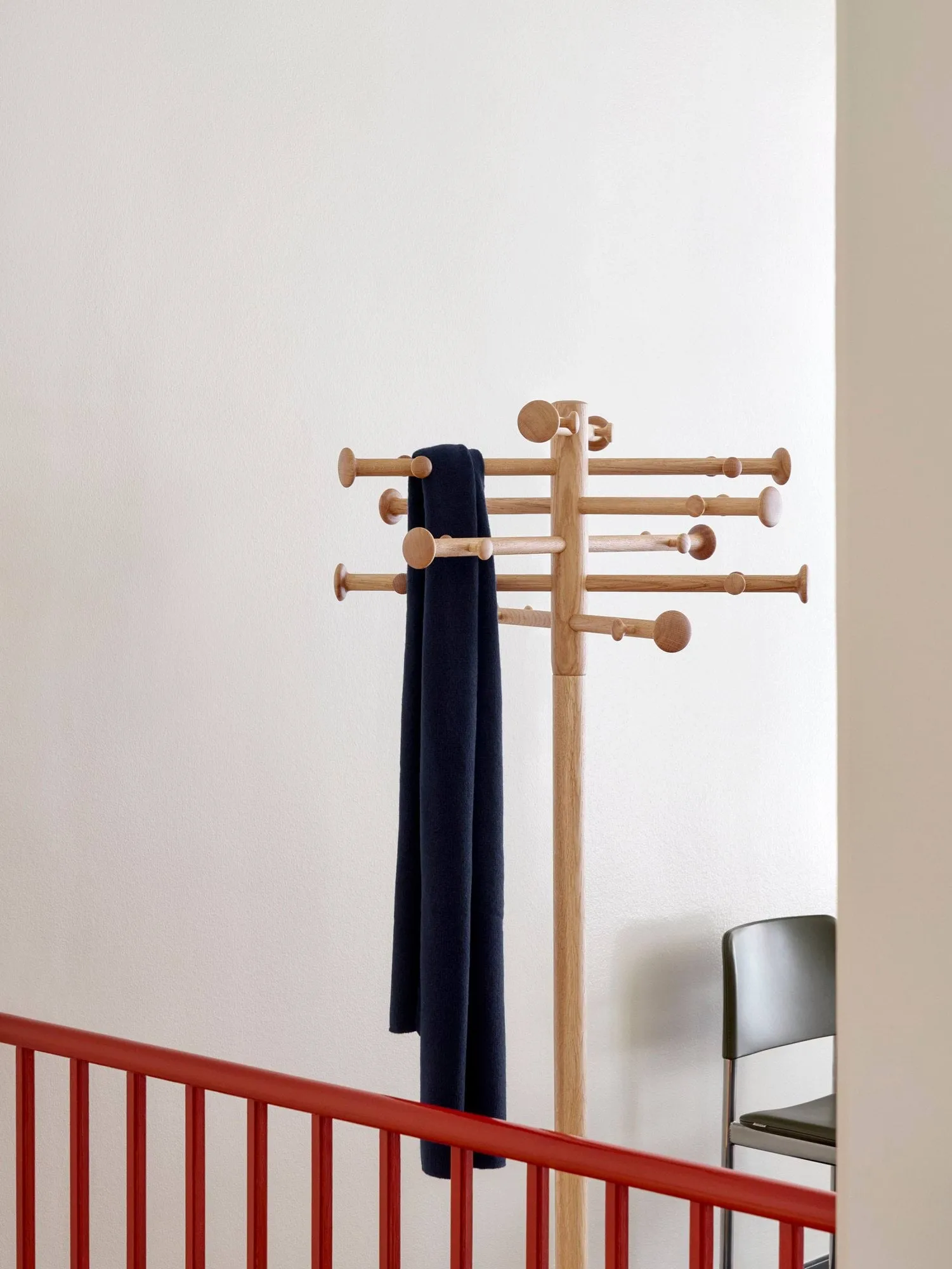 ND09 cabideiro, Carvalho oleado, 170 cm Fredericia Furniture
