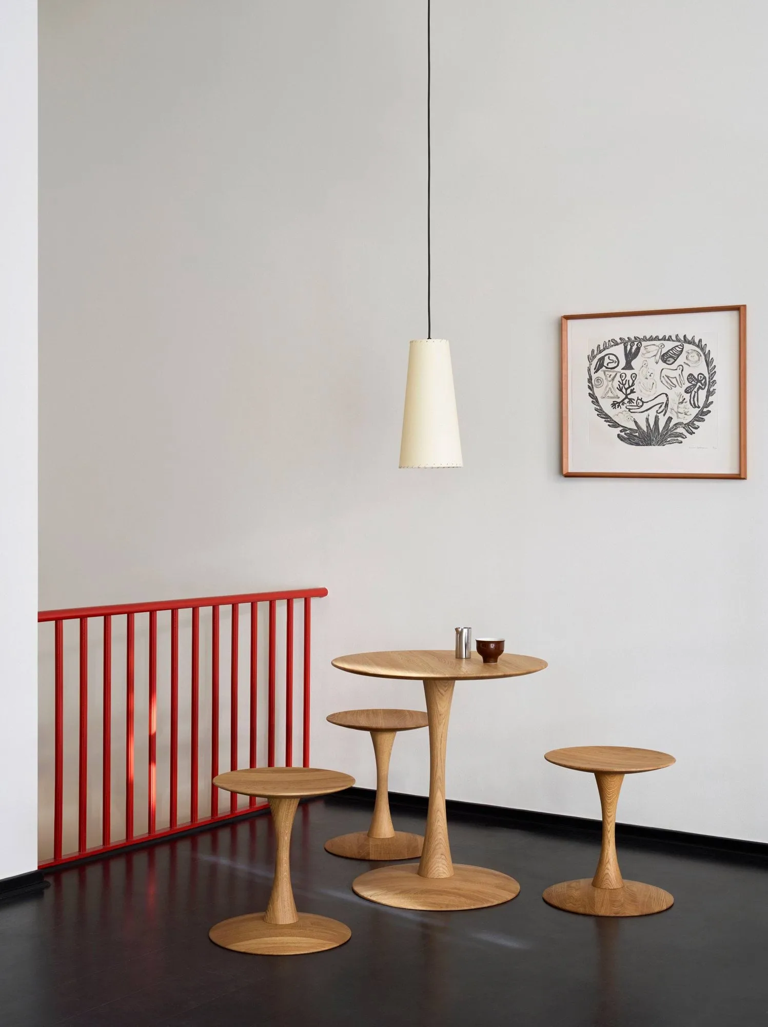 ND107 Trisse mesa de jantar, Carvalho oleado, Ø75x73 cm Fredericia Furniture