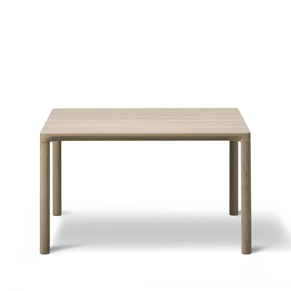 Piloti 6725 mesa de apoio, Carvalho lacado-altura 41 cm Fredericia Furniture