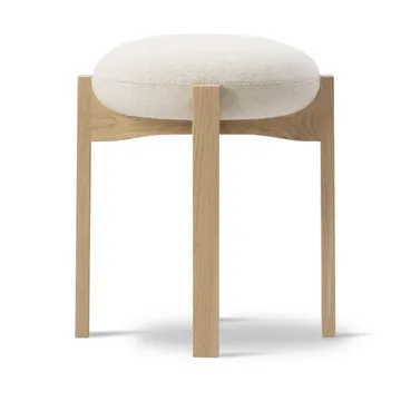 Pioneer banco redondo baixo - Hallingdal 200-carvalho lacado - Fredericia Furniture