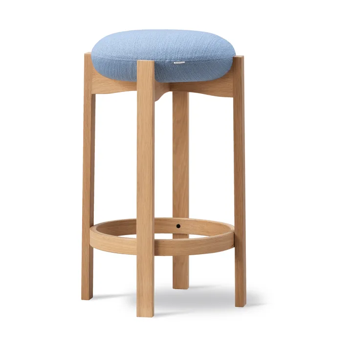 Pioneer banqueta alta - Odino PV82 light blue-carvalho lacado - Fredericia Furniture