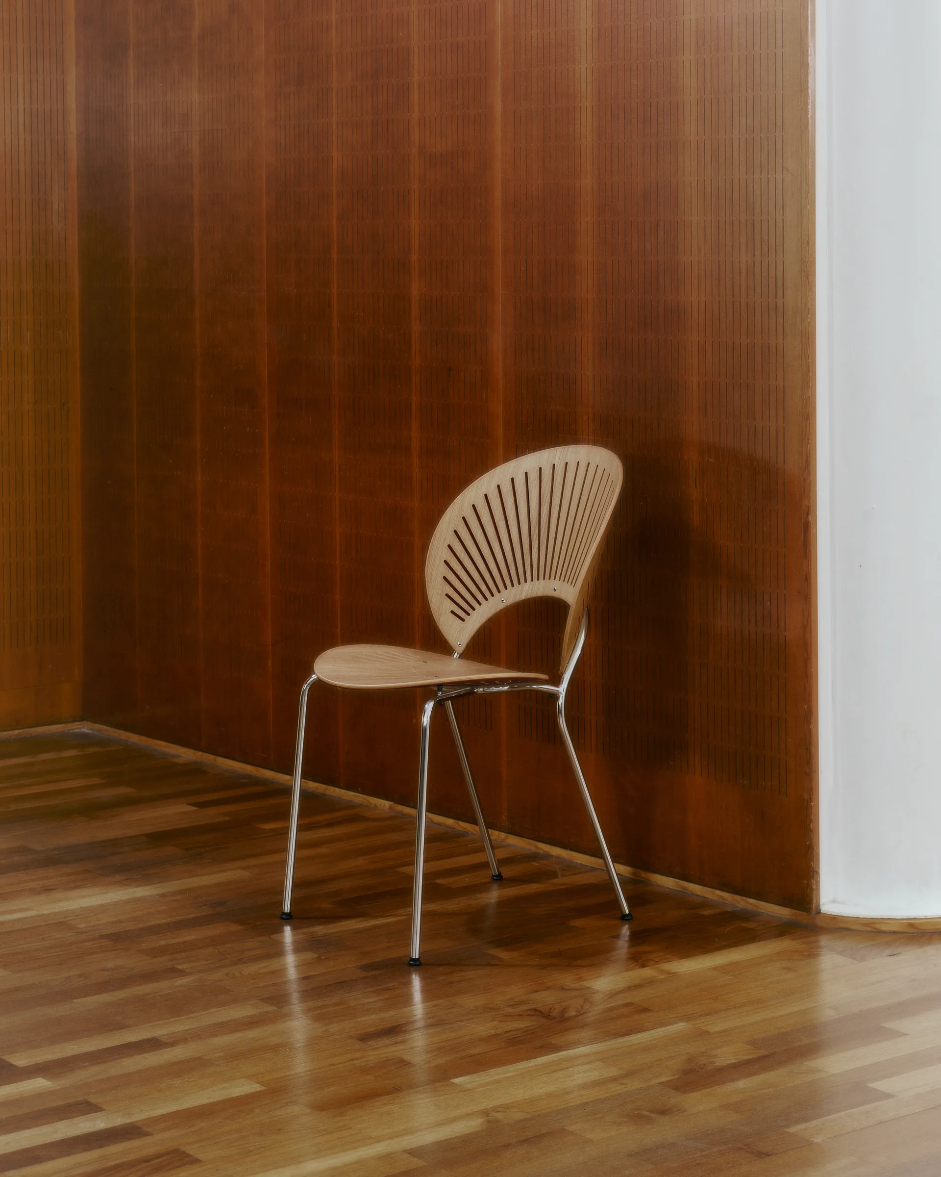 Trinidad 3398 cadeira, Carvalho oleado-aco inox escovado Fredericia Furniture