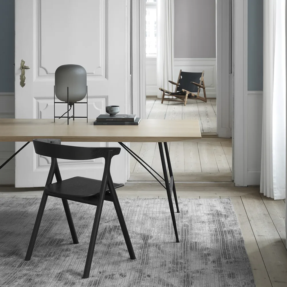 Yksi 3340 cadeira, Carvalho lacado preto Fredericia Furniture