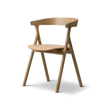 Yksi 3340 cadeira - Carvalho lacado - Fredericia Furniture