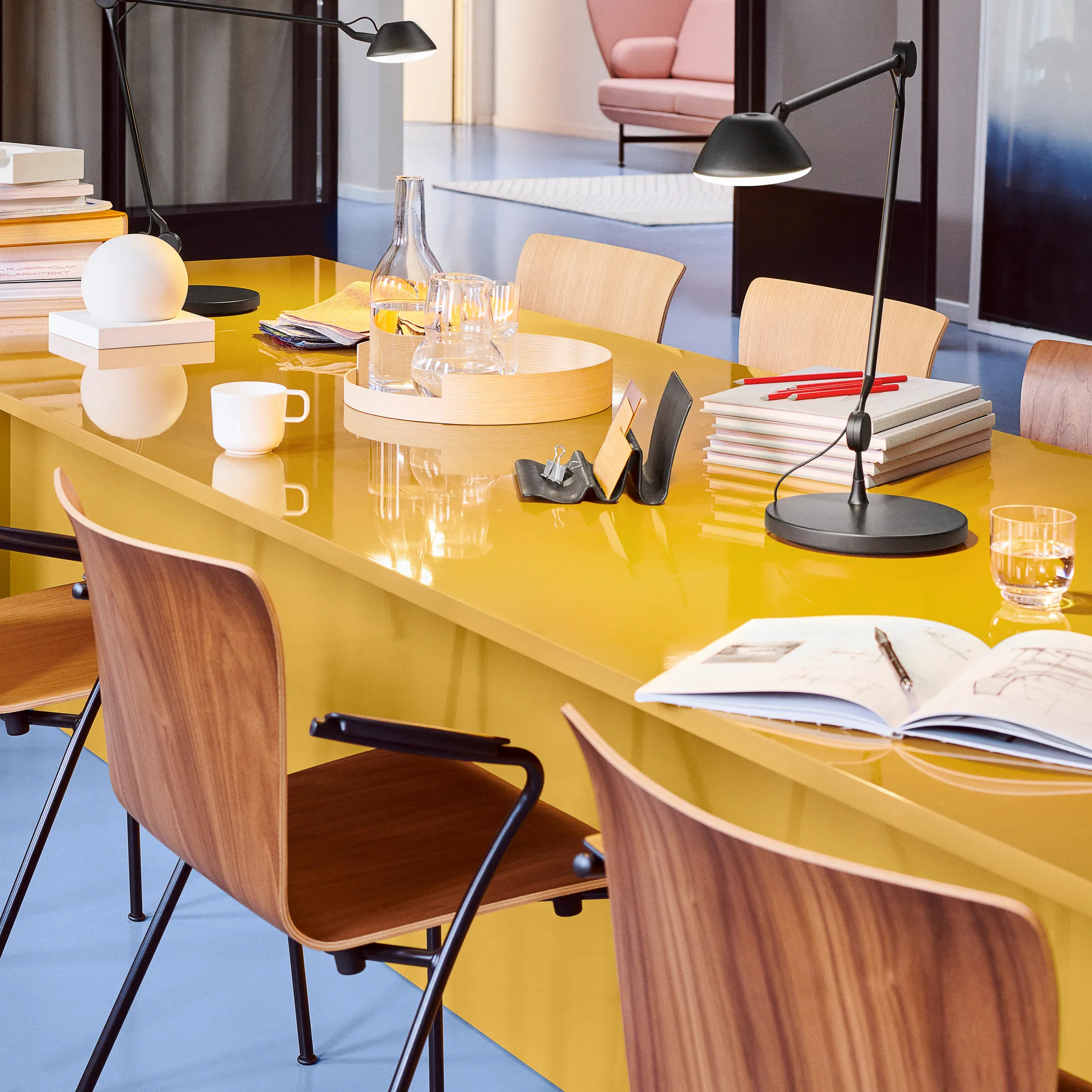 Candeeiro de mesa AQ01, Preto Fritz Hansen