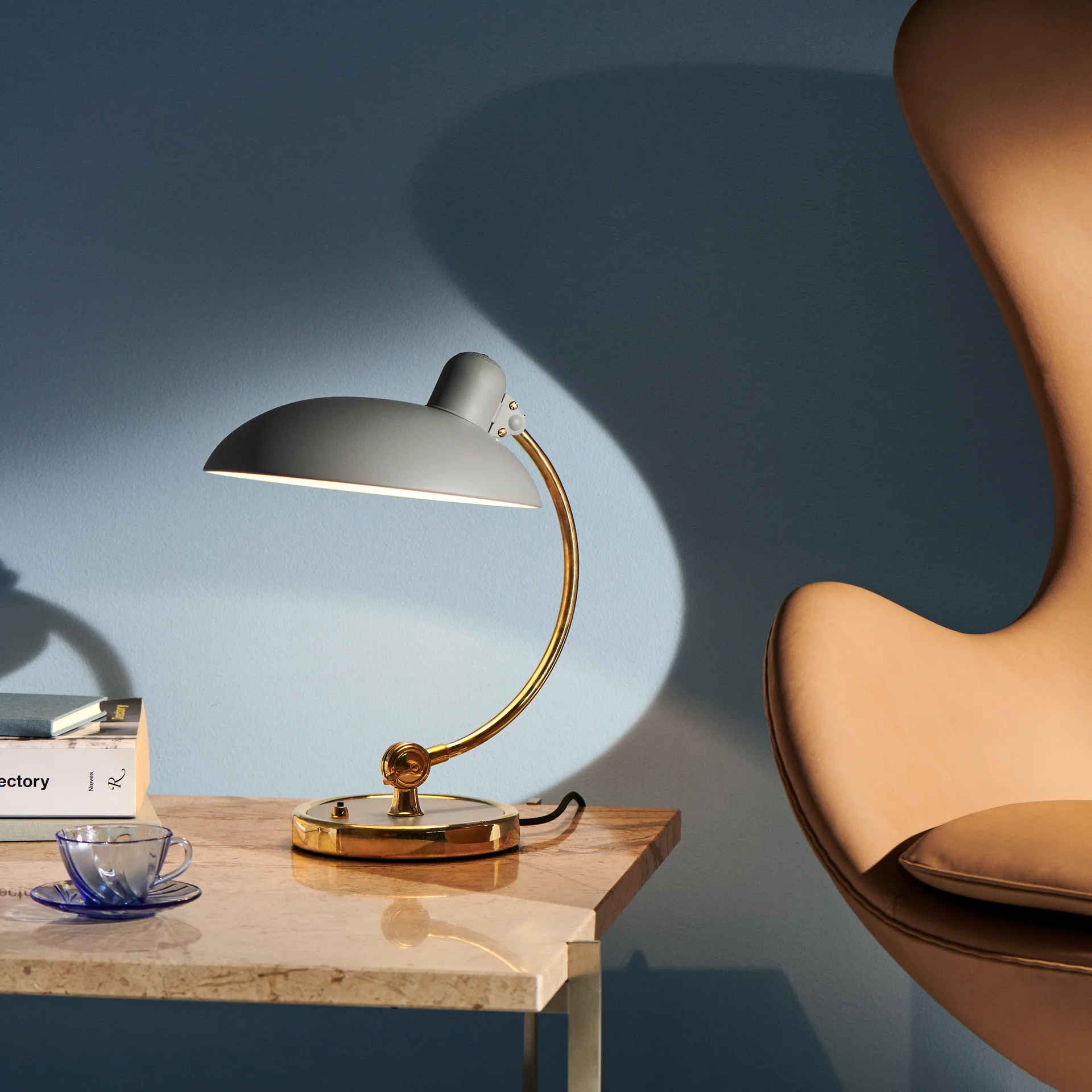 Candeeiro de mesa Kaiser Idell 6631-T Luxus, easy grey Fritz Hansen