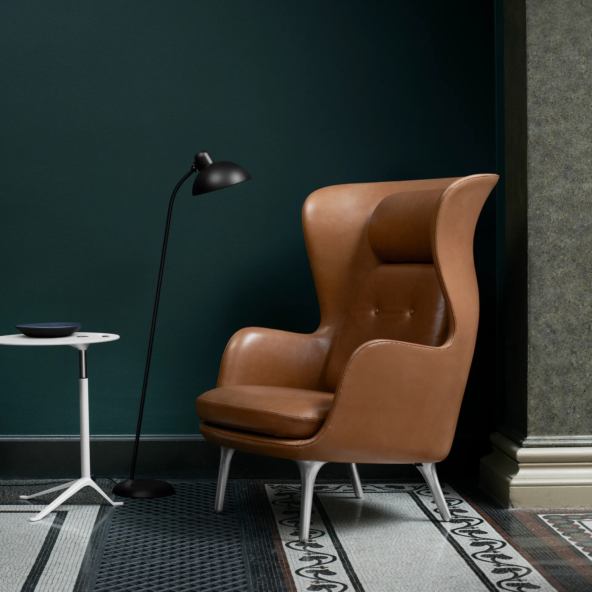 Candeeiro de pé Kaiser Idell 6556-F Luxus, Preto mate Fritz Hansen