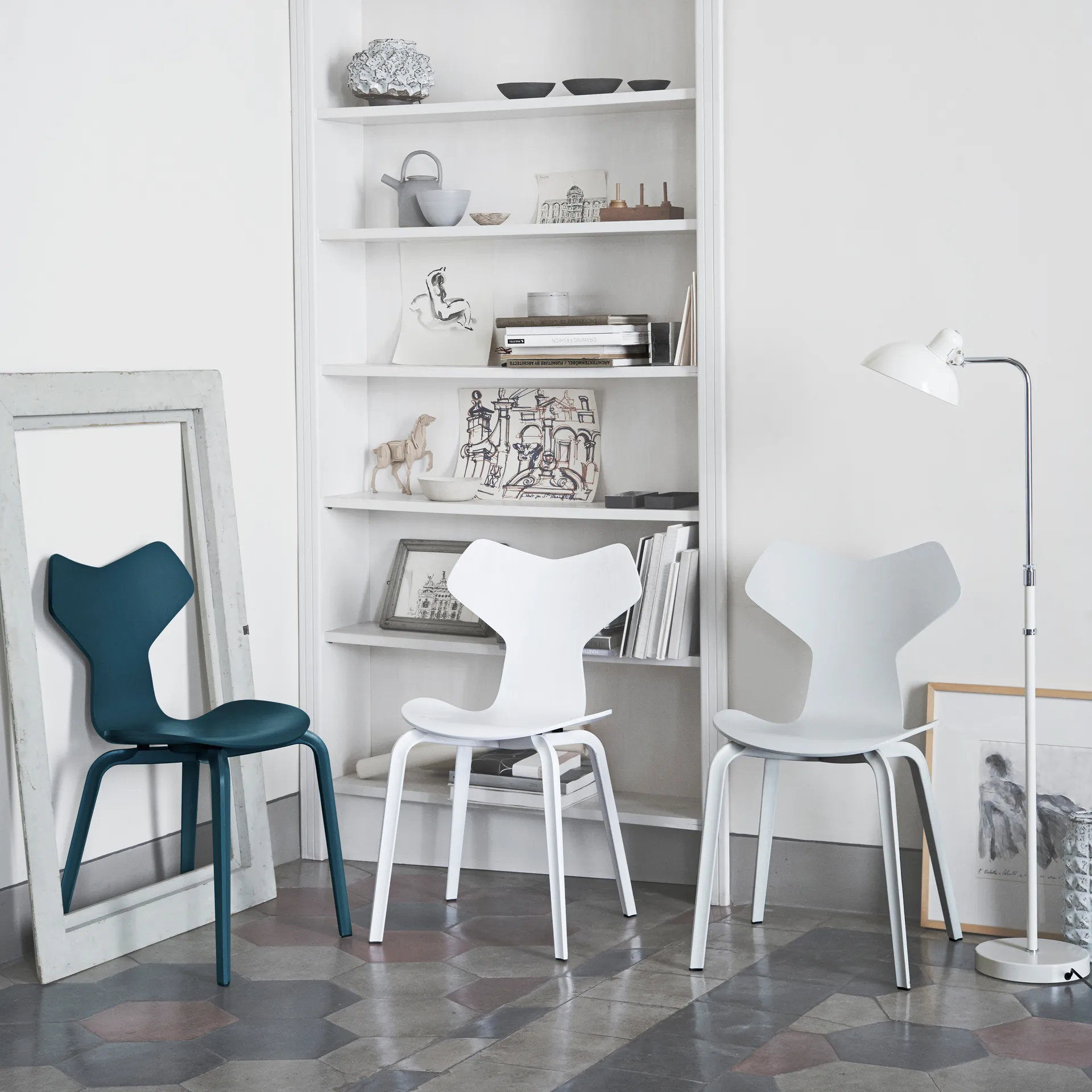 Candeeiro de pé Kaiser Idell 6580-F Luxus, Branco Fritz Hansen