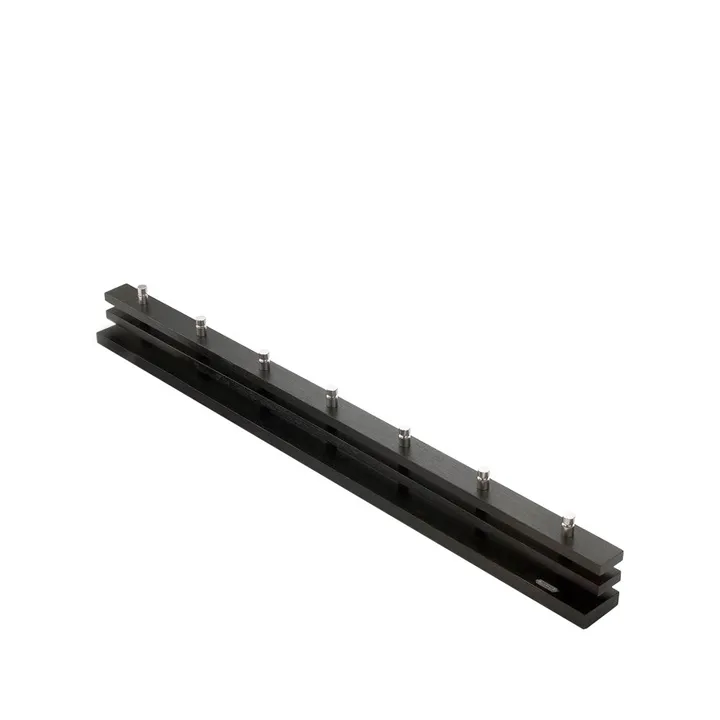 Cutter cabide - Carvalho, tingido de preto, 7 pinos - Fritz Hansen