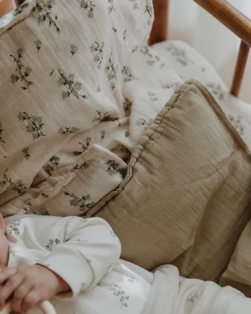 Fronha Bluebell Muslin - 50x60 cm - Garbo&Friends