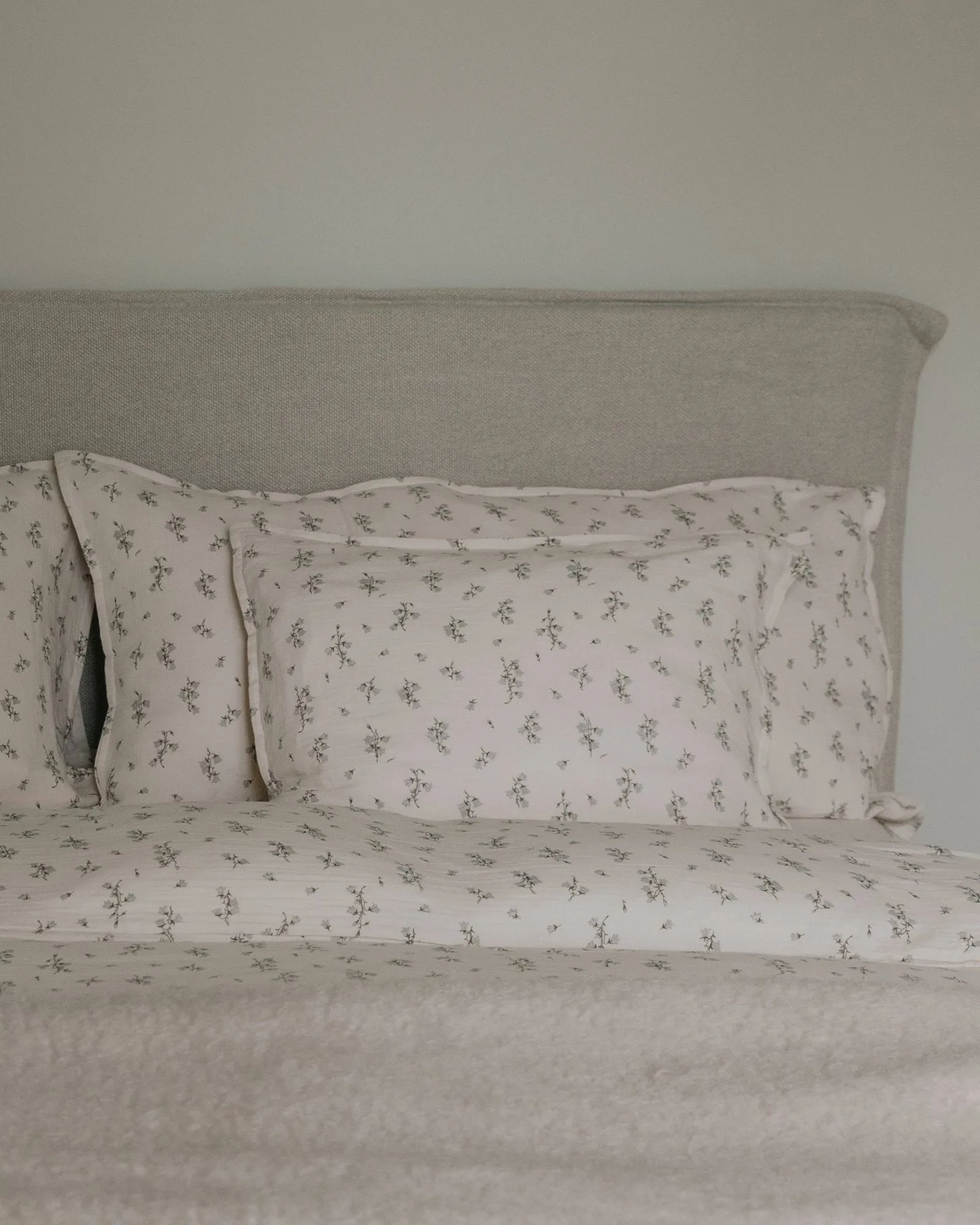 Fronha Bluebell Muslin, 80x80 cm Garbo&Friends