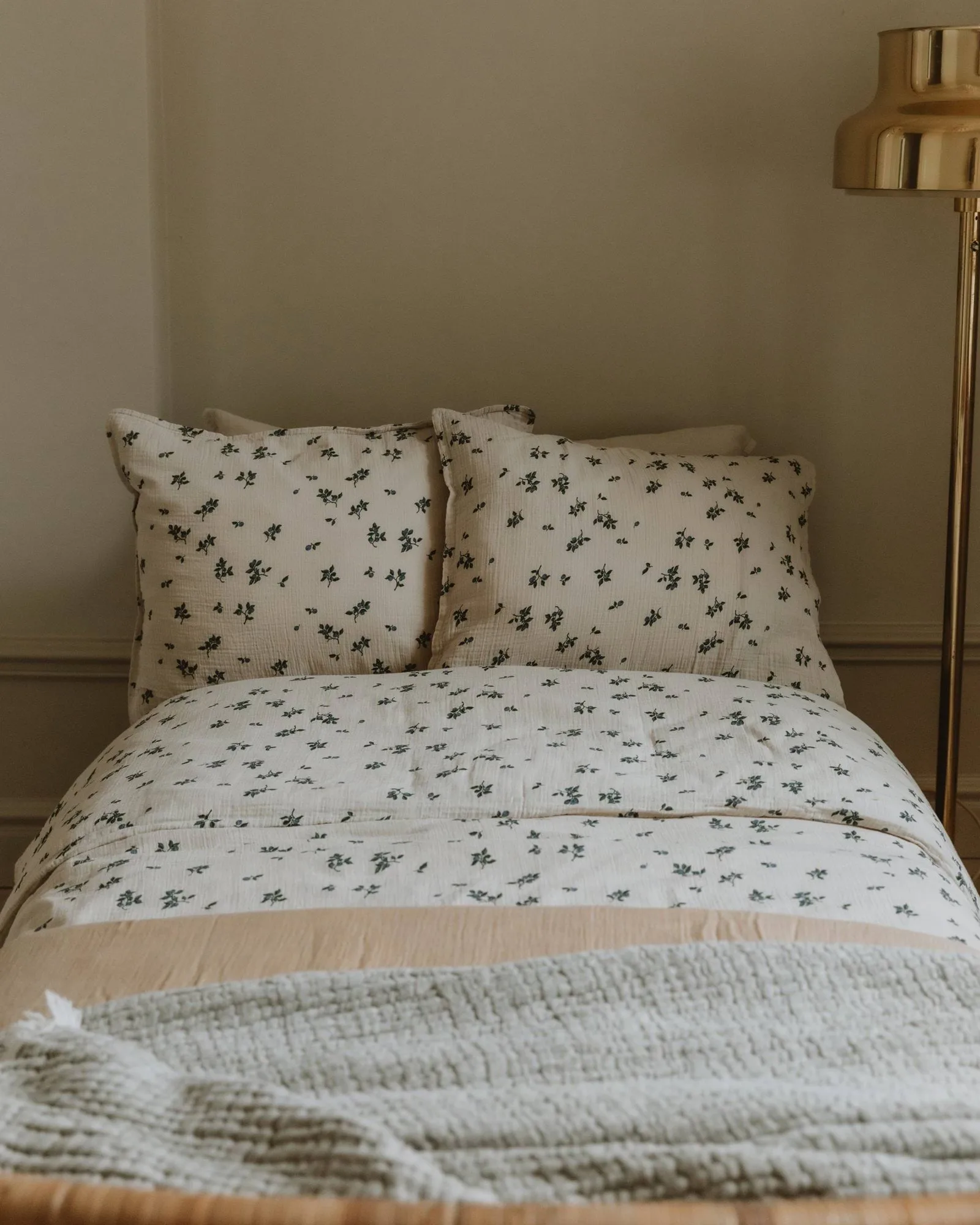 Fronha Blueberry Muslin, 80x80 cm Garbo&Friends