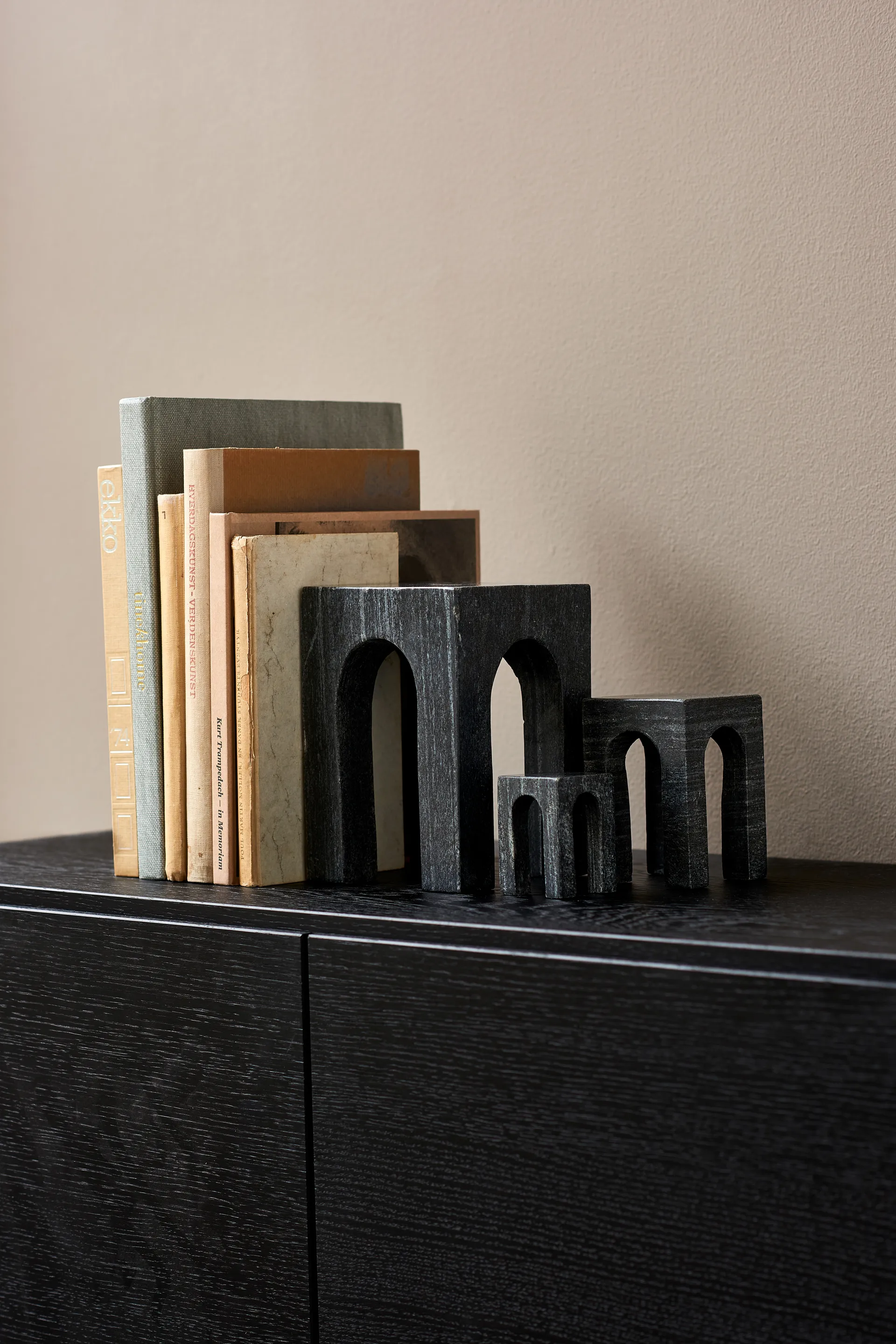 Apoio de livros Arkiv, 3 peças , Preto Gejst