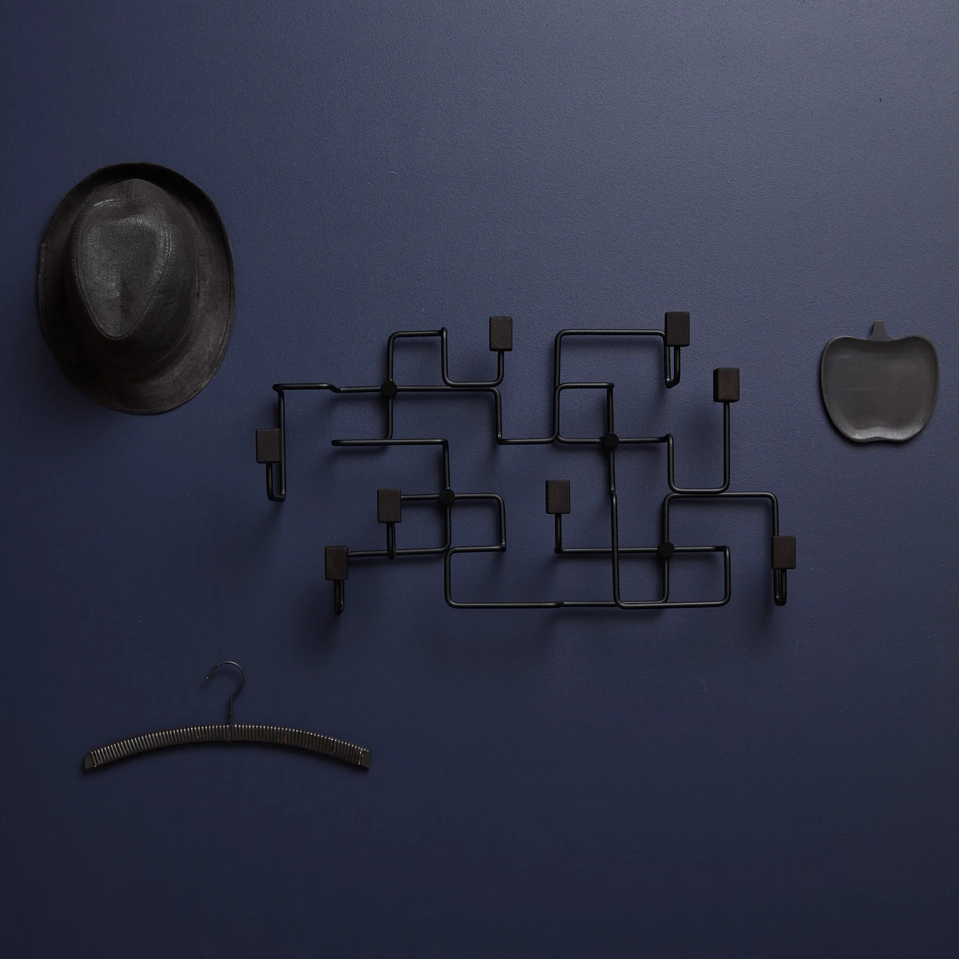 Cabide Underground, Carvalho preto manchado Gejst