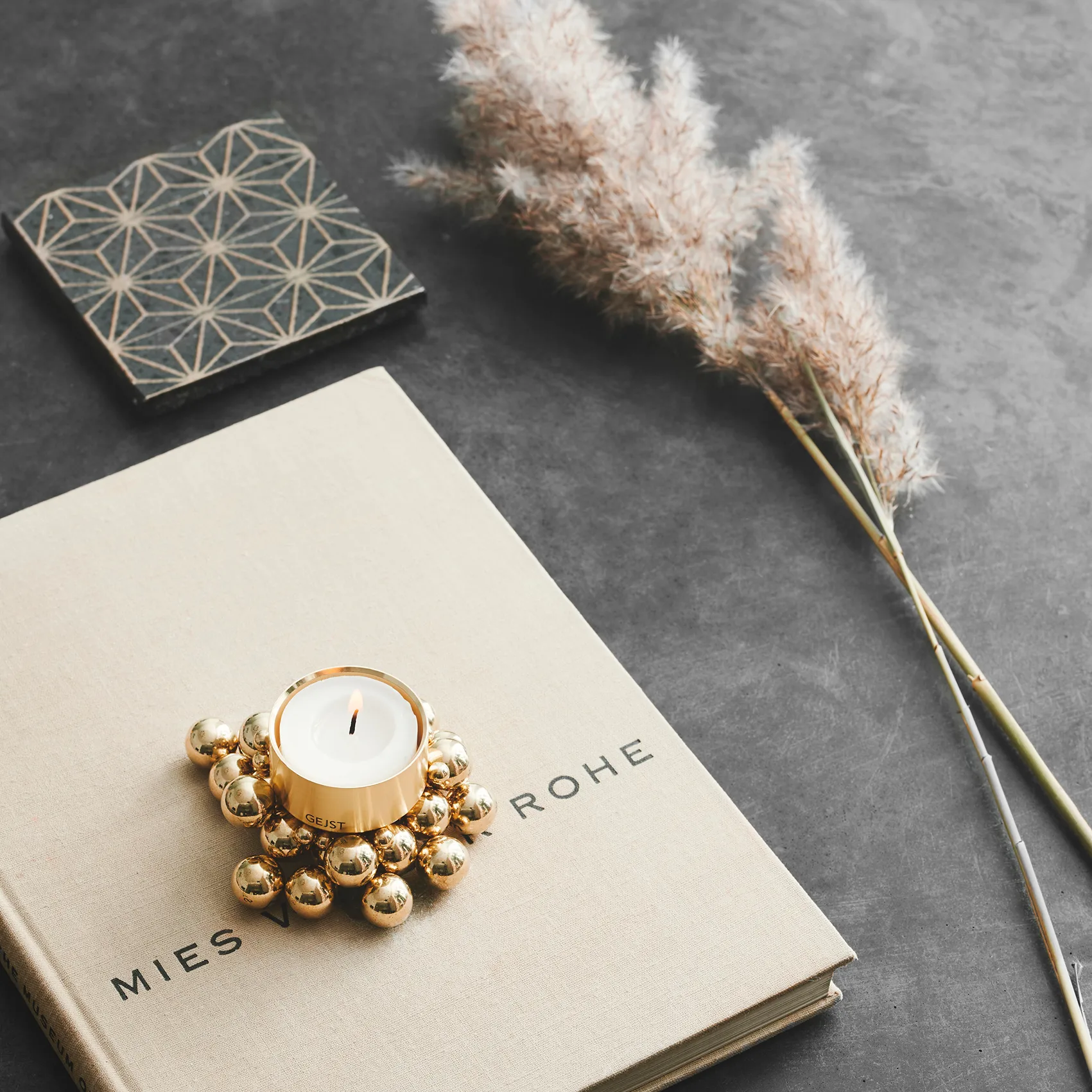 Lanterna Molekyl, latão Gejst