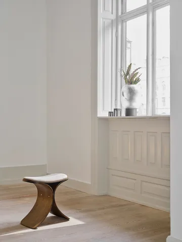 Luno banco 48x28x72 cm - Carvalho escuro–tecido bege escuro - Gejst